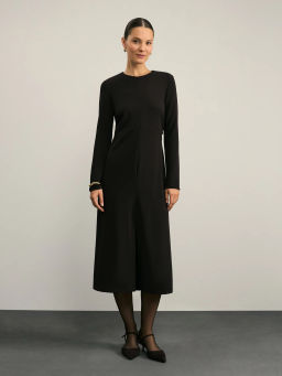 Платье длины миди со сборкой / Zarina