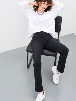 Утепленные Женские Джинсы Прямые на Флисе