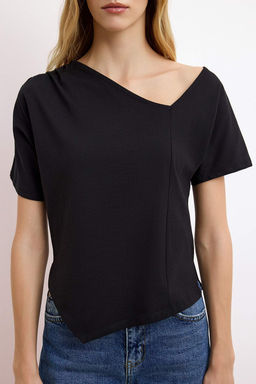 Siyah Regular/Normal Kal?p Asimetrik Yaka Buzgulu Pamuklu Esnek Orme T-shirt TWOSS26TS00059 - Trendyolmilla фото 3