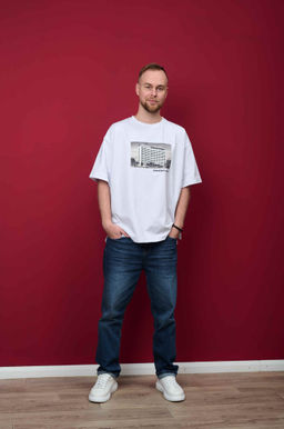 Футболка оверсайз унисекс "Юбилейная" белый