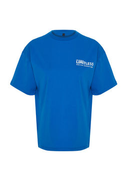 TRENDYOLMILLA Saks %100 Pamuk S?rt ve On Slogan Bask?l? Oversize/Genis Kesim Orme T-Shirt TWOSS24TS00186 фото 7