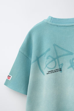 CAMISETA WAFFLE ESTAMPADO GRAFFITI / Celeste - Zara фото 4