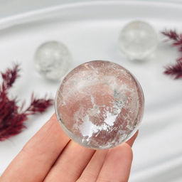 Шар из Горного Хрусталя