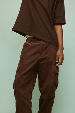 Loose Fit Corduroy cargo trousers
