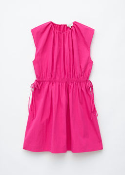 Vestido sin mangas con cord?n en la cintura