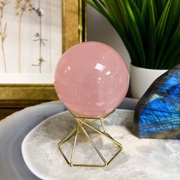 Шар из мадагаскарского Розового кварца