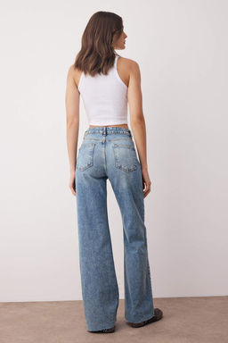 Mavi Yuksek Bel Pacas? Kesikli Az Esnek Wide Leg/Genis Paca Jeans TWOAW26JE00081