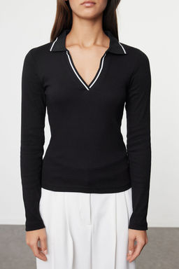 Siyah Triko Yaka Detayl? Fitted/Vucuda Oturan Fitilli Esnek Orme Bluz TWOAW25BZ00121