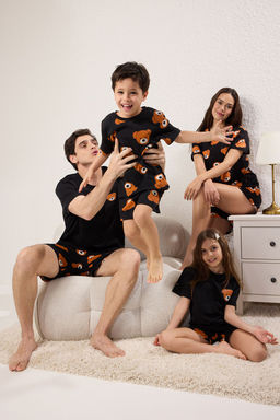 Siyah Unisex %100 Pamuk Ay?c?k Bask?l? K?sa Kol Family/Aile-K?z Orme Pijama Tak?m? TKDSS25PT00015