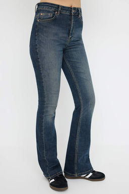 Teen Antrasit Lacivert Normal Bel Ispanyol Paca Flare Jeans TWOAW26JE00097 - Trendyolmilla фото 3