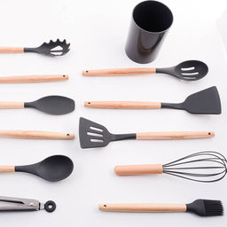 24-01-TM Набор кухонных принадлежностей на подставке 12пр силикон/пластик (х24)