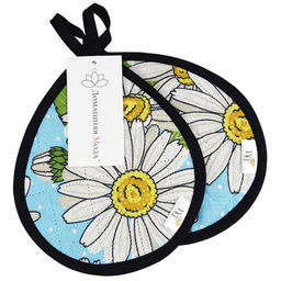 Кухонный комплект Душистая ромашка, вид 4: прихватка 18х20см форма Капелька - 2шт, рогожка 171г/м2, хлопок 100%, наполнитель - ватин 280г/м2, на пластмассовом подвесе, Домашняя мода (Россия)