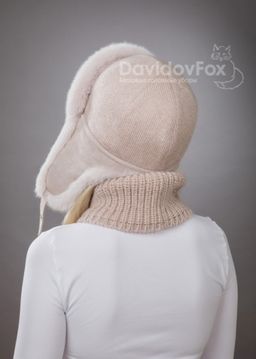 Комплект ушанка трикотаж экомех розовый жемчуг манишка