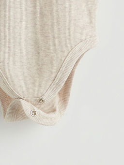 Bisiklet Yaka Basic Erkek Bebek ??t??tl? Bodysuit