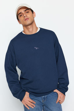 TRENDYOL MAN Gri Bisiklet Yaka Oversize/Genis Kesim Ici Polar/S?cak Tutan Dinozor Nak?s Sweatshirt TMNAW24SW00064 - Trendyolmilla фото 8