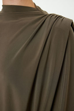 TRENDYOLMILLA Siyah Vucuda Oturan Vatkal? Dugme Detayl? Mini Dokuma Elbise TWOAW24EL00483  фото 24