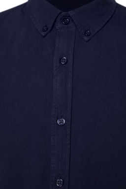 Lacivert Unisex Regular Fit %100 Pamuklu Keten Gorunumlu Gomlek TMNSS23GO00099 TMNSS23GO00099