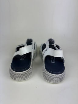 Босоножки 2030.2530w.белый уценка