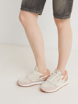 Женские кроссовки REEBOK CLASSIC LEATHER Артикул 4494026, пыльно-бежевый