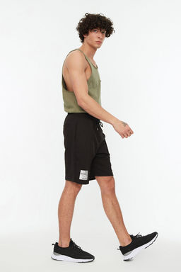 TRENDYOL MAN Siyah Regular/Normal Kesim Orta Boy Lastik Bel Bagc?kl? Dikisli Bask?l? Sort TMNSS21SR0212