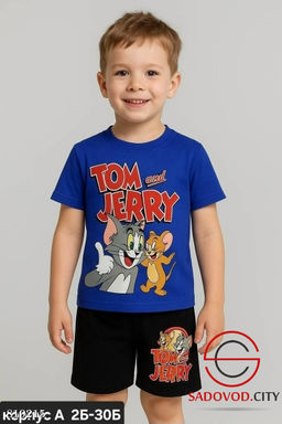 Костюм для мальчика с рисунком