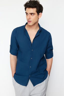 Indigo Dugmeli Yaka Apoletli Slim Fit Uzun Kollu %100 Pamuklu Keten Gorunumlu Gomlek TMNSS20GO0189