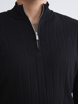 Fermuarl? Dik Yaka Erkek Triko Kazak