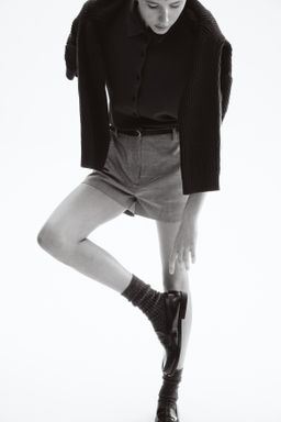 Pantal?n corto con cintur?n - H&m фото 5