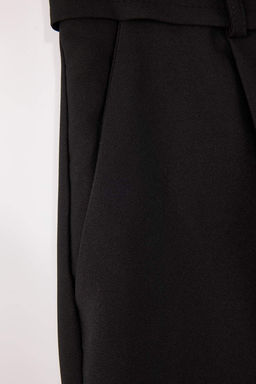 Siyah Kemerli K?sa Kumas Sort & Bermuda TWOSS26SR00008