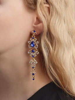 Клипсы для ушей висячие со стразами QF Ажур, капли с завитками, цвет бело-синий в золоте