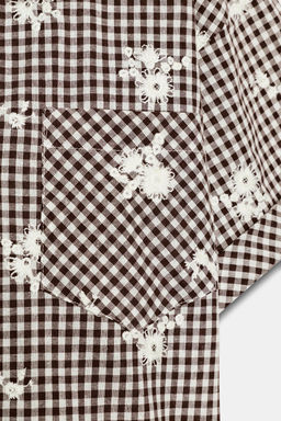 CAMISA CUADROS BORDADOS / Marr?n / Crudo
