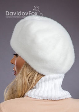 Шапка Берет экомех белый