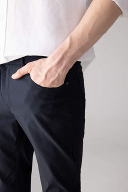 Брюки-чиносы узкого кроя из парусины - Defacto фото 5