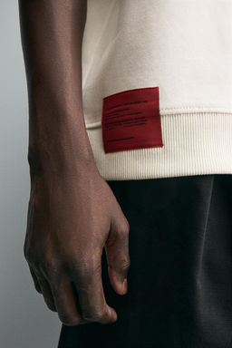INTERLOCK TECHNICAL LABEL SWEATSHIRT - Zara фото 6