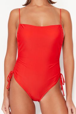 K?rm?z? Kare Yaka Drapeli High Leg Mayo TBESS23MA00231