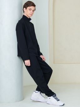 Костюм спортивный