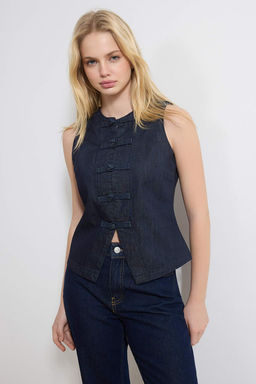 Koyu Mavi Dugme Detayl? Fitted 100% Pamuk Denim Yelek TWOSS26YE00004 - Trendyolmilla фото 4