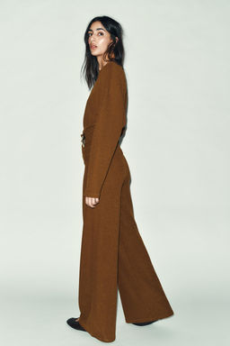 TEXTURED WIDE-LEG TROUSERS