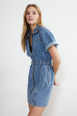 TRENDYOLMILLA Mavi Fermuar Detayl? Mini Denim Elbise TWOSS24EL00367