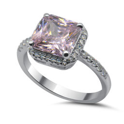 Кольцо с куб.цирконием