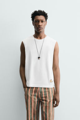 CAMISETA TANK  BORDADO PL?TANOS / Blanco