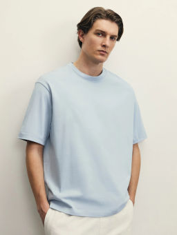 Базовая футболка relax fit / Zarina