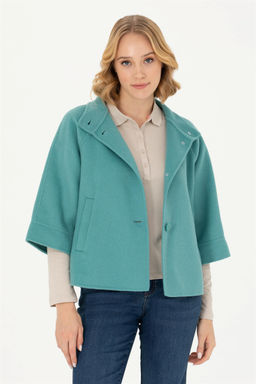 Женское мятное пальто с печатью