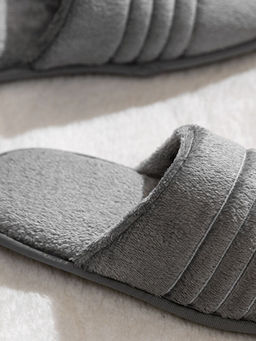 ?izgi Nak??l? Erkek Ev Terli?i