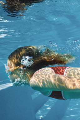 6-14 A?OS/ BIKINI SEERSUCKER VIVOS CONTRASTE / Teja - Zara фото 2