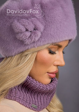 Шапка Берет экомех с украшением клевер