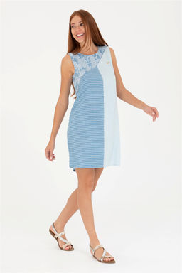 Женское голубое джинсовое платье Неожиданная скидка в корзине