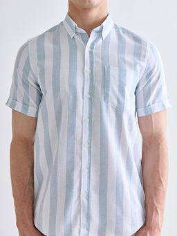 Regular Fit K?sa Kollu ?izgili Arm?rl? Erkek G?mlek