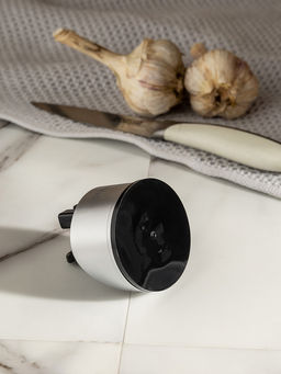 Точилка для ножей с вакуумным креплением 6x6x6,5 чёрный ABS пластик, ПВХ, вольфрамовая сталь, керамика, ПП - Denastia фото 2