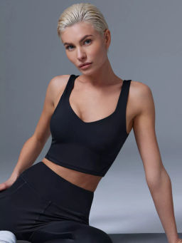 Спортивный топ-бра удлиненный